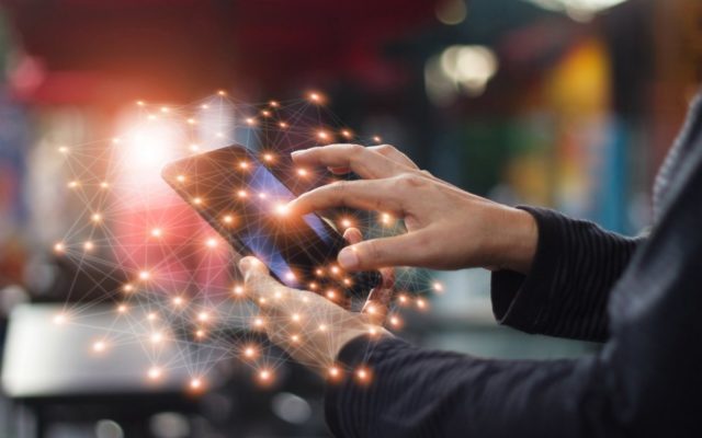 A day in the life of an internet user’s data (infographic)